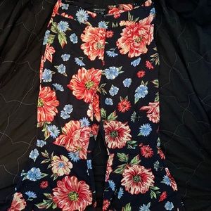 Floral Pants size small